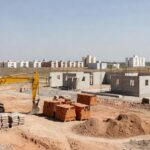 Canteiro de obras para construção de 302 moradias em Recanto das Emas, DF, convocado pela Codhab-DF.